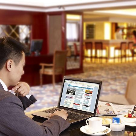 Shenyang Rich Gate Hotel Kültér fotó